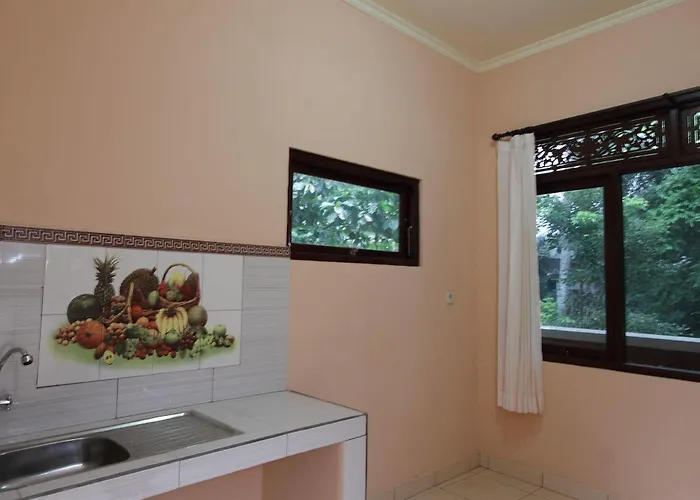 Citrus Tree - Arik Гостевой дом *